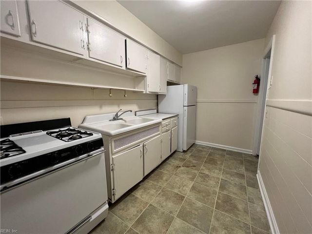 7420 Hampton Blvd Apt B1, Norfolk, VA 23505