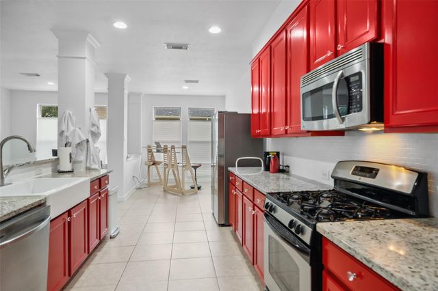 5338 Summit Hollow Drive, Houston, TX 77084