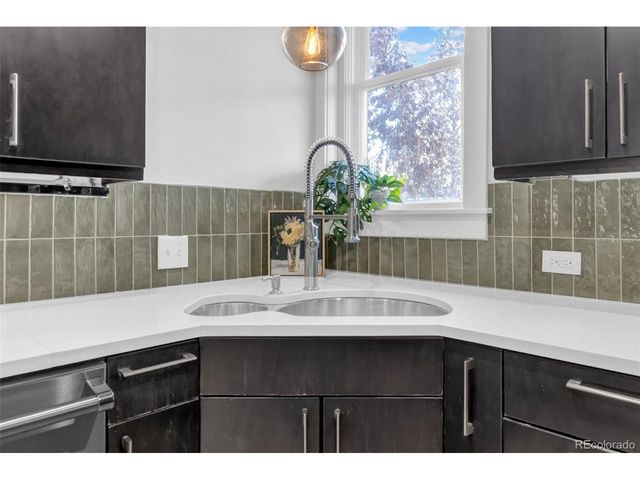 844 N Marion St, Denver, CO 80218