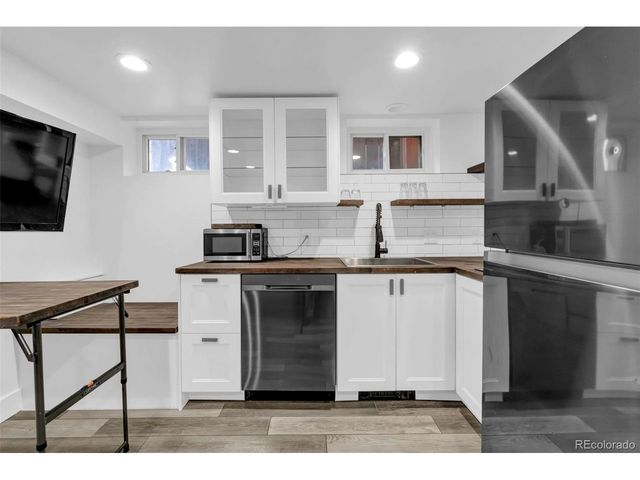 844 N Marion St, Denver, CO 80218