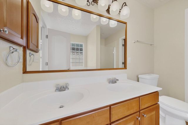 1317 Maple Meadows Drive NE, Rio Rancho, NM 87144