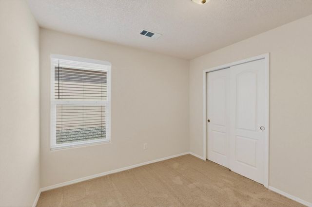 1317 Maple Meadows Drive NE, Rio Rancho, NM 87144