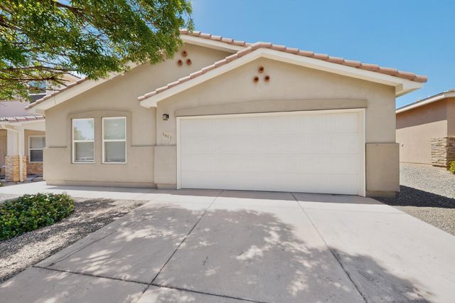 1317 Maple Meadows Drive NE, Rio Rancho, NM 87144