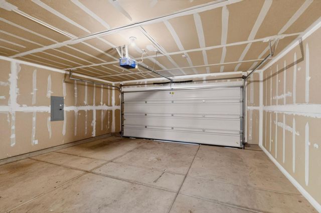 1317 Maple Meadows Drive NE, Rio Rancho, NM 87144