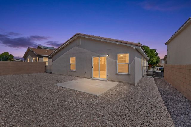 1317 Maple Meadows Drive NE, Rio Rancho, NM 87144