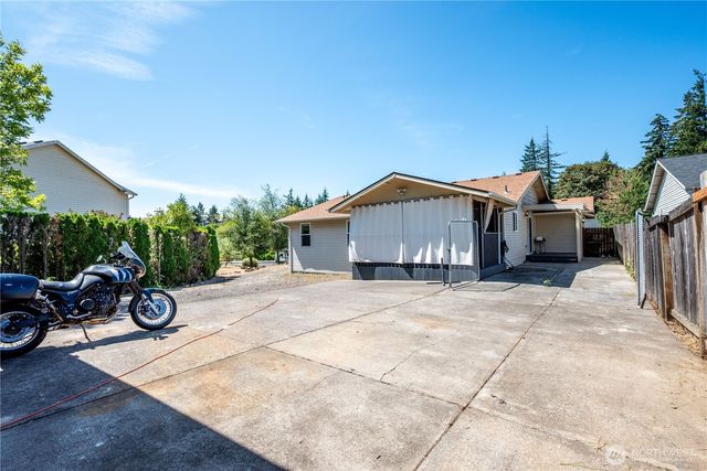 148 Greystone Road, Kalama, WA 98625