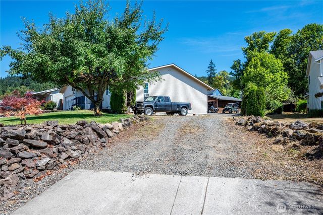 148 Greystone Road, Kalama, WA 98625