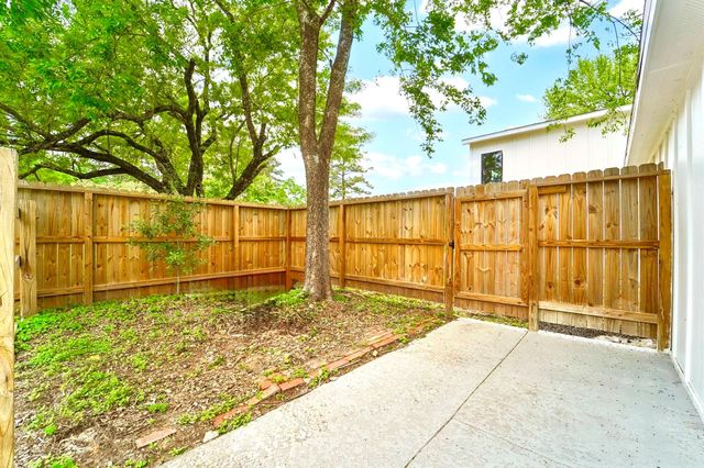32606 Glenda Drive, Magnolia, TX 77354