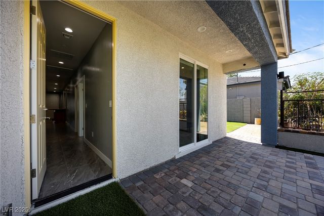 605 North Yale Street, Las Vegas, NV 89107