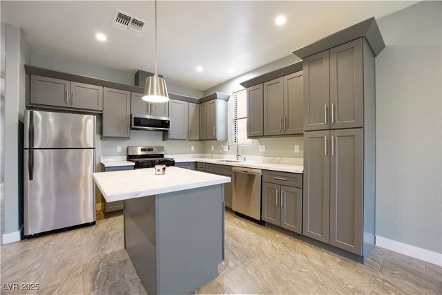 605 North Yale Street, Las Vegas, NV 89107