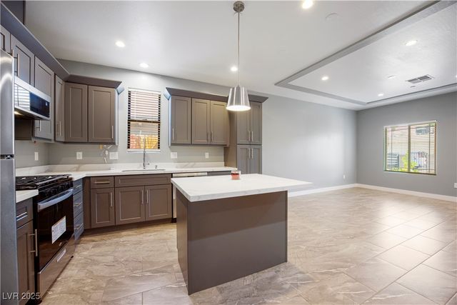 605 North Yale Street, Las Vegas, NV 89107