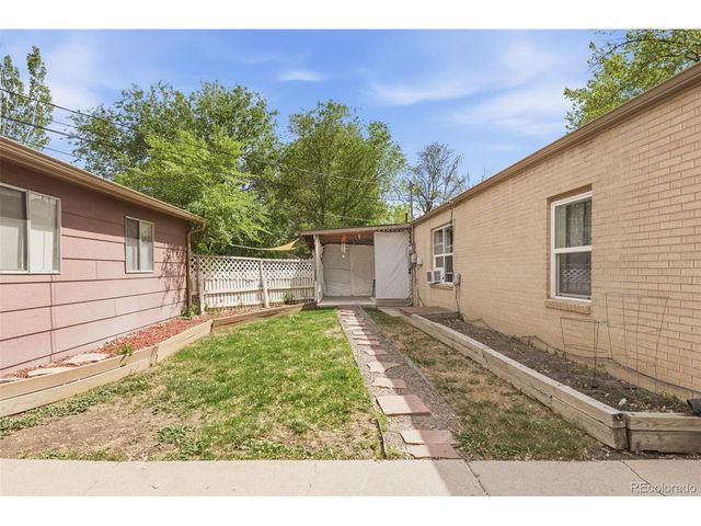 1506 Collyer St, Longmont, CO 80501