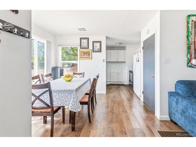 1506 Collyer St, Longmont, CO 80501