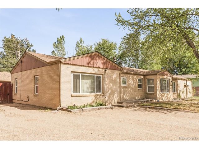 1506 Collyer St, Longmont, CO 80501