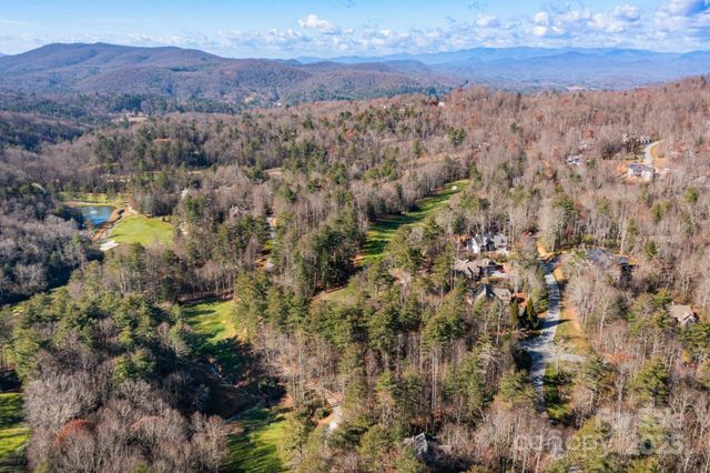 139 Chattooga Run 221, Hendersonville, NC 28739