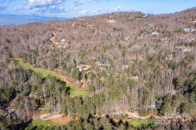 139 Chattooga Run 221, Hendersonville, NC 28739