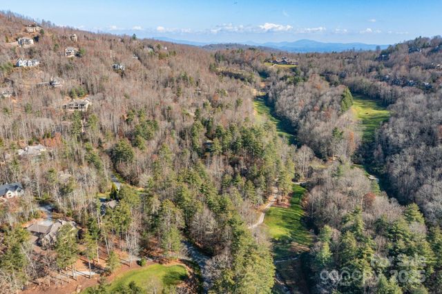 139 Chattooga Run 221, Hendersonville, NC 28739