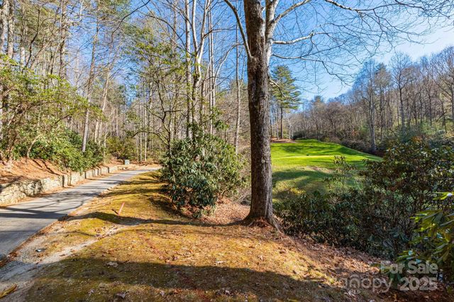 139 Chattooga Run 221, Hendersonville, NC 28739