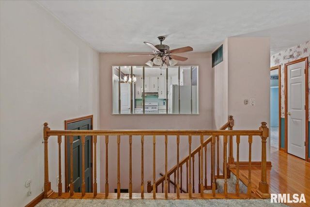 1821 Denton Drive, Springfield, IL 62702