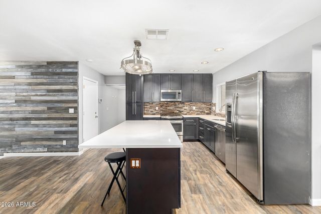 1340 E GARNET Circle, Mesa, AZ 85204