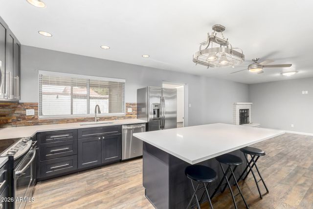 1340 E GARNET Circle, Mesa, AZ 85204