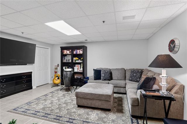 471 Vinings Estates SE Drive, Smyrna, GA 30126