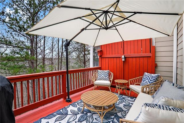 471 Vinings Estates SE Drive, Smyrna, GA 30126