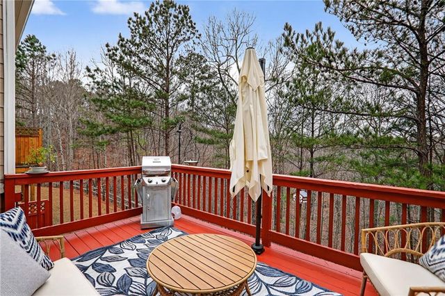 471 Vinings Estates SE Drive, Smyrna, GA 30126