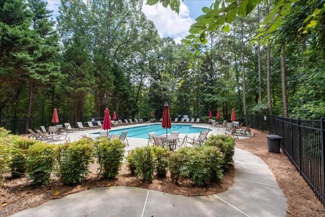 471 Vinings Estates SE Drive, Smyrna, GA 30126