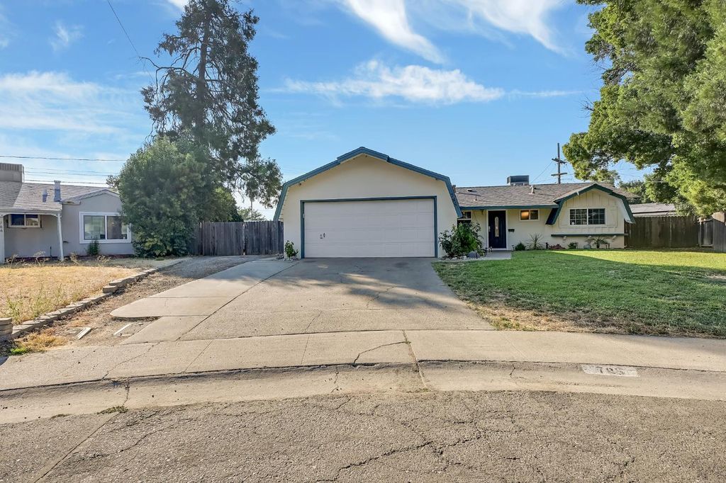 785 regent Loop, Yuba City, CA 95991
