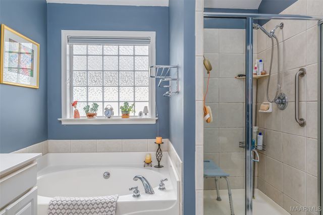 552 Glenmede Lane, Montgomery, AL 36117