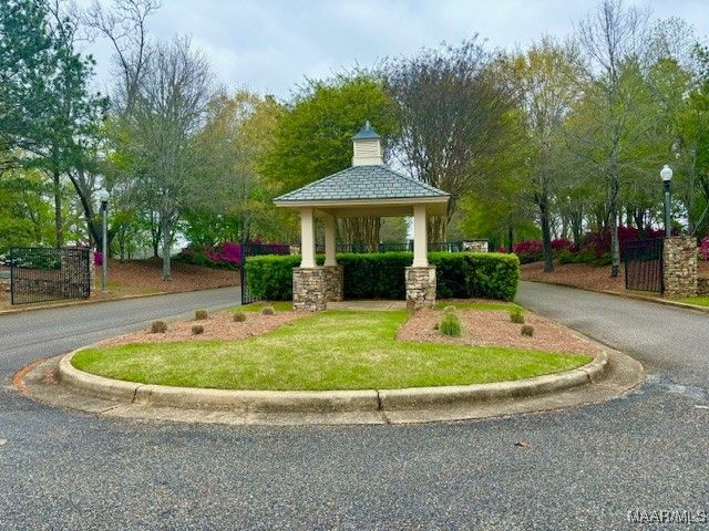 552 Glenmede Lane, Montgomery, AL 36117