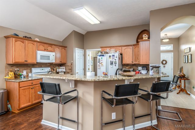 552 Glenmede Lane, Montgomery, AL 36117