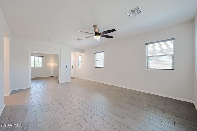 17435 W LAURIE Lane, Waddell, AZ 85355
