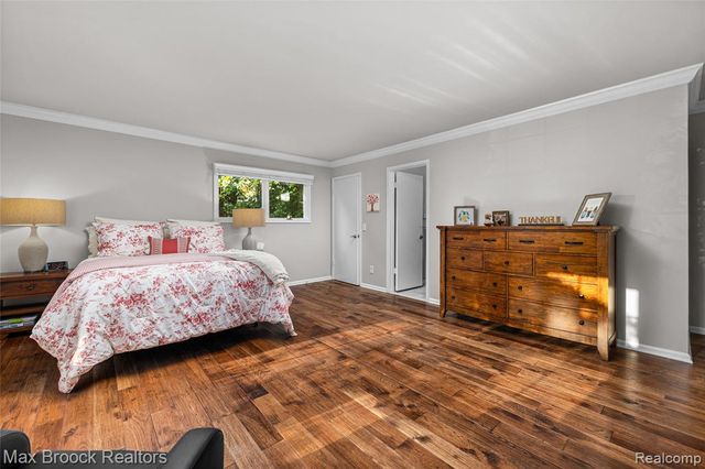 229 Barden Road, Bloomfield Hills, MI 48304