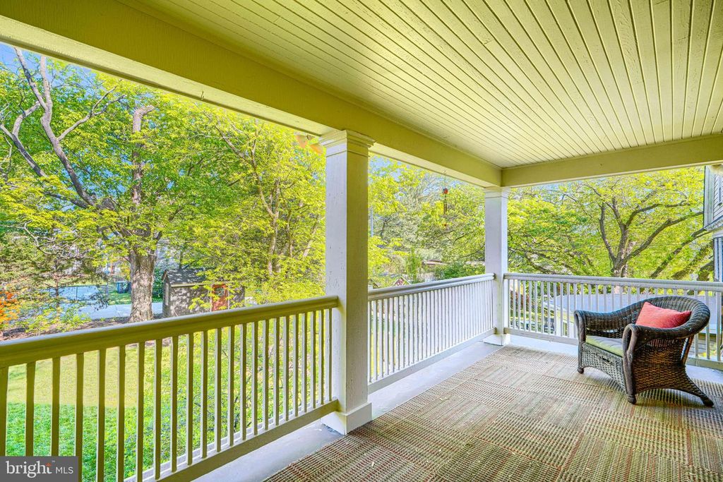 Image 53 of property listing at 207 HAWTHORNE RD, Baltimore, MD 21210