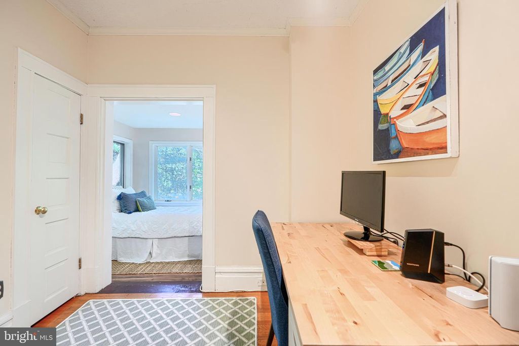 Image 68 of property listing at 207 HAWTHORNE RD, Baltimore, MD 21210