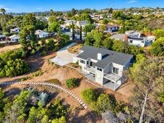 700 Selma, San Diego, CA 92114