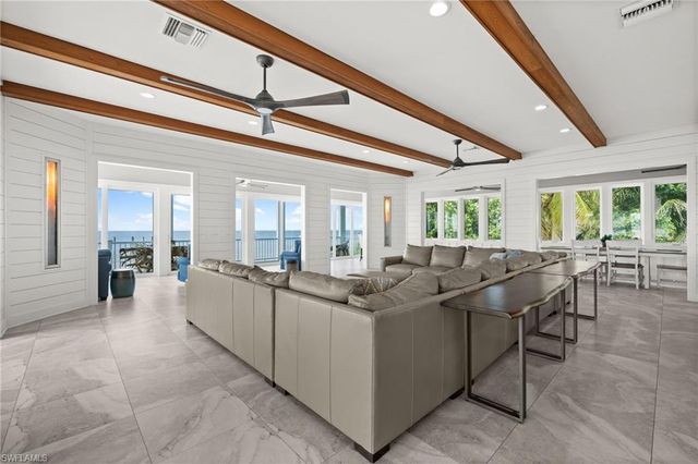 7660 Bocilla LN, Bokeelia, FL 33922