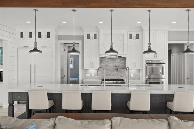 7660 Bocilla LN, Bokeelia, FL 33922