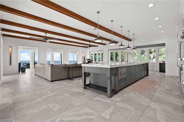 7660 Bocilla LN, Bokeelia, FL 33922