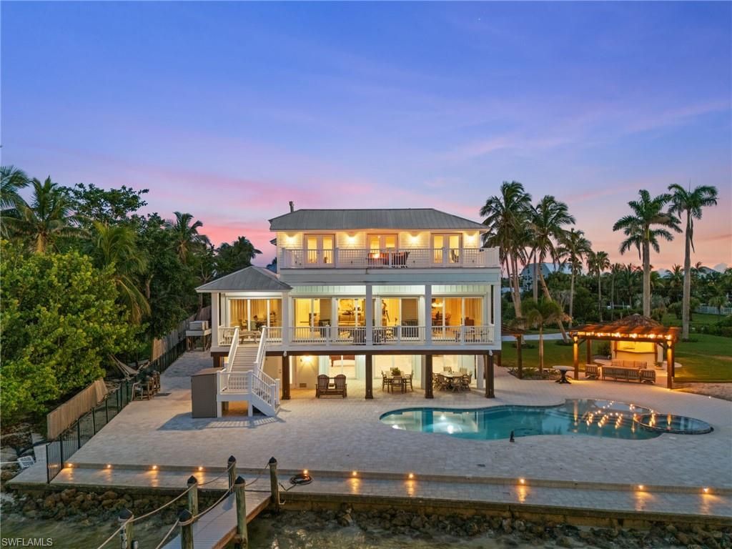 7660 Bocilla LN, Bokeelia, FL 33922