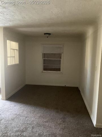 12152 Rutherford Street, Detroit, MI 48227