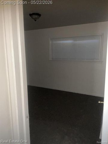 12152 Rutherford Street, Detroit, MI 48227