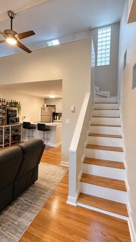 210 Washington Ave 4, Chelsea, MA 02150