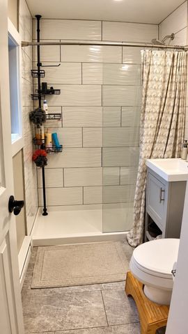 210 Washington Ave 4, Chelsea, MA 02150