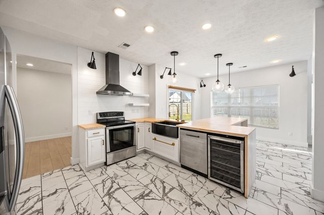 533 Thames Circle, Nicholasville, KY 40356