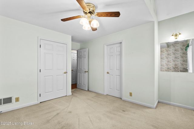 4506 Portico Ct, Louisville, KY 40299