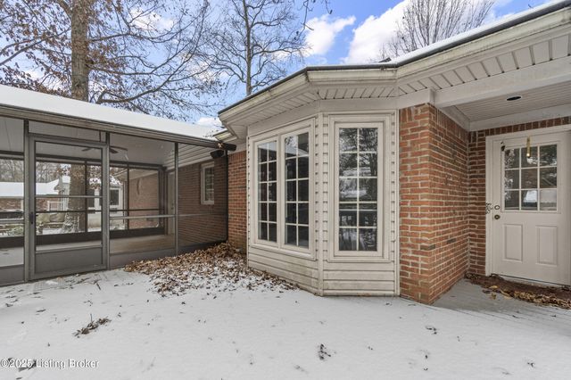 4506 Portico Ct, Louisville, KY 40299