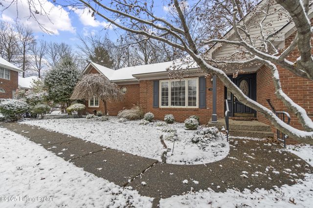 4506 Portico Ct, Louisville, KY 40299